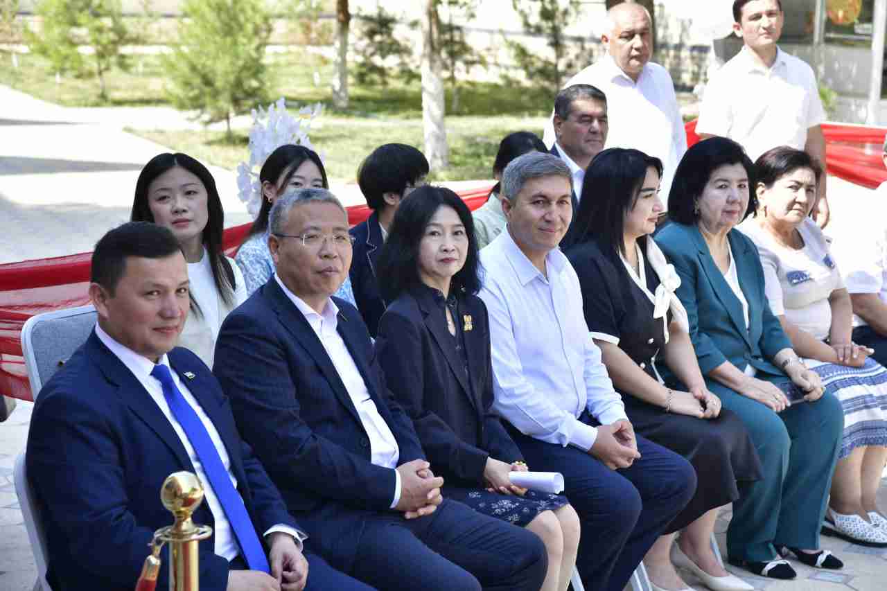 Universitetda Xinwey instituti hamda “Smart Xitoy tili ta’lim markazi” ochildi